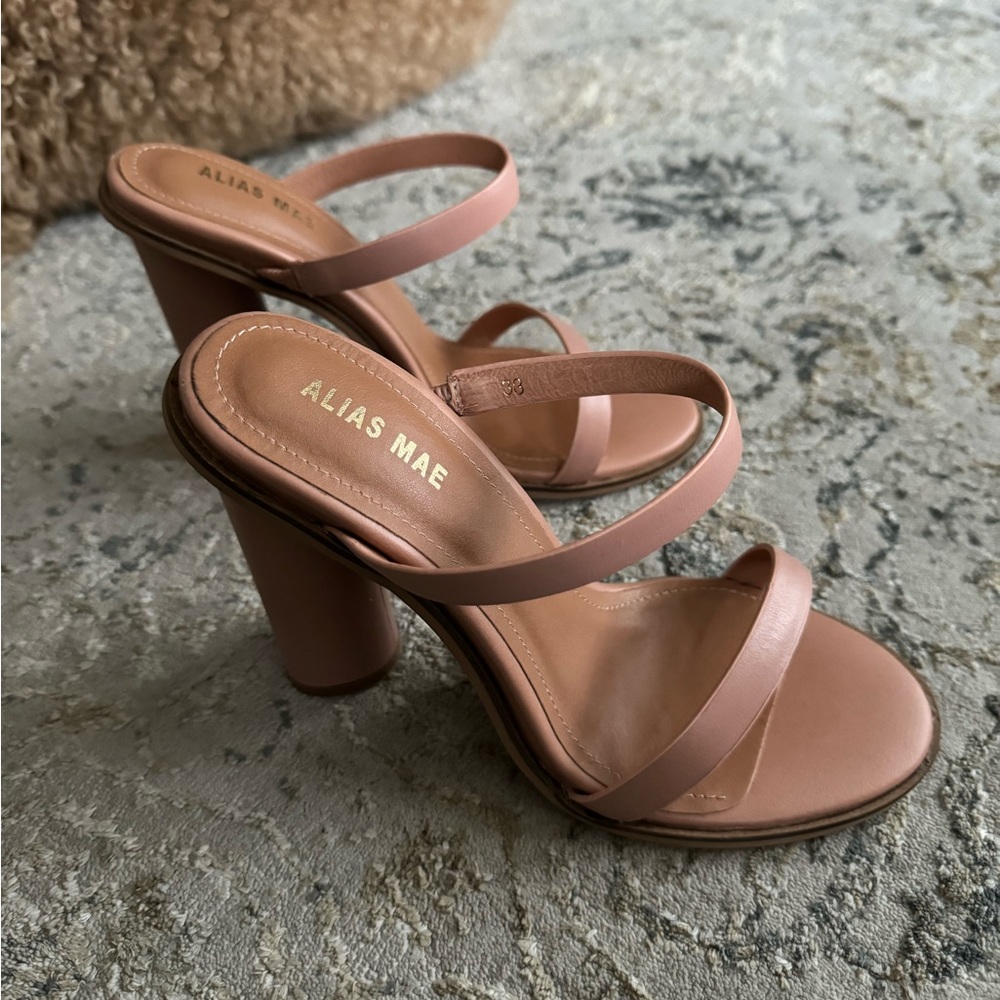 Alias Mae heels